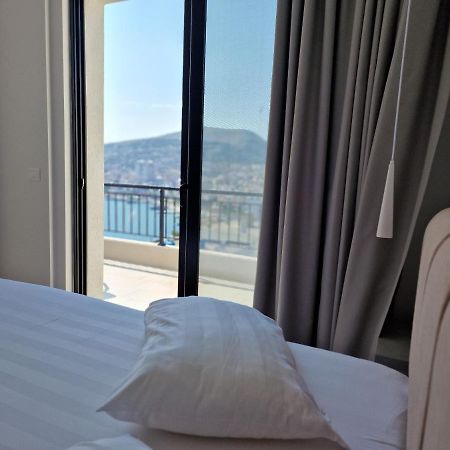 Joanna Suites Sarande Luaran gambar