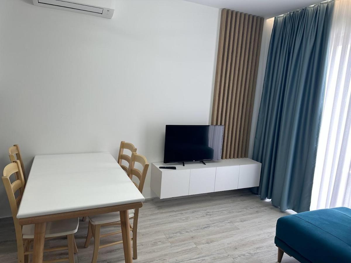 Joanna Suites Sarande Luaran gambar
