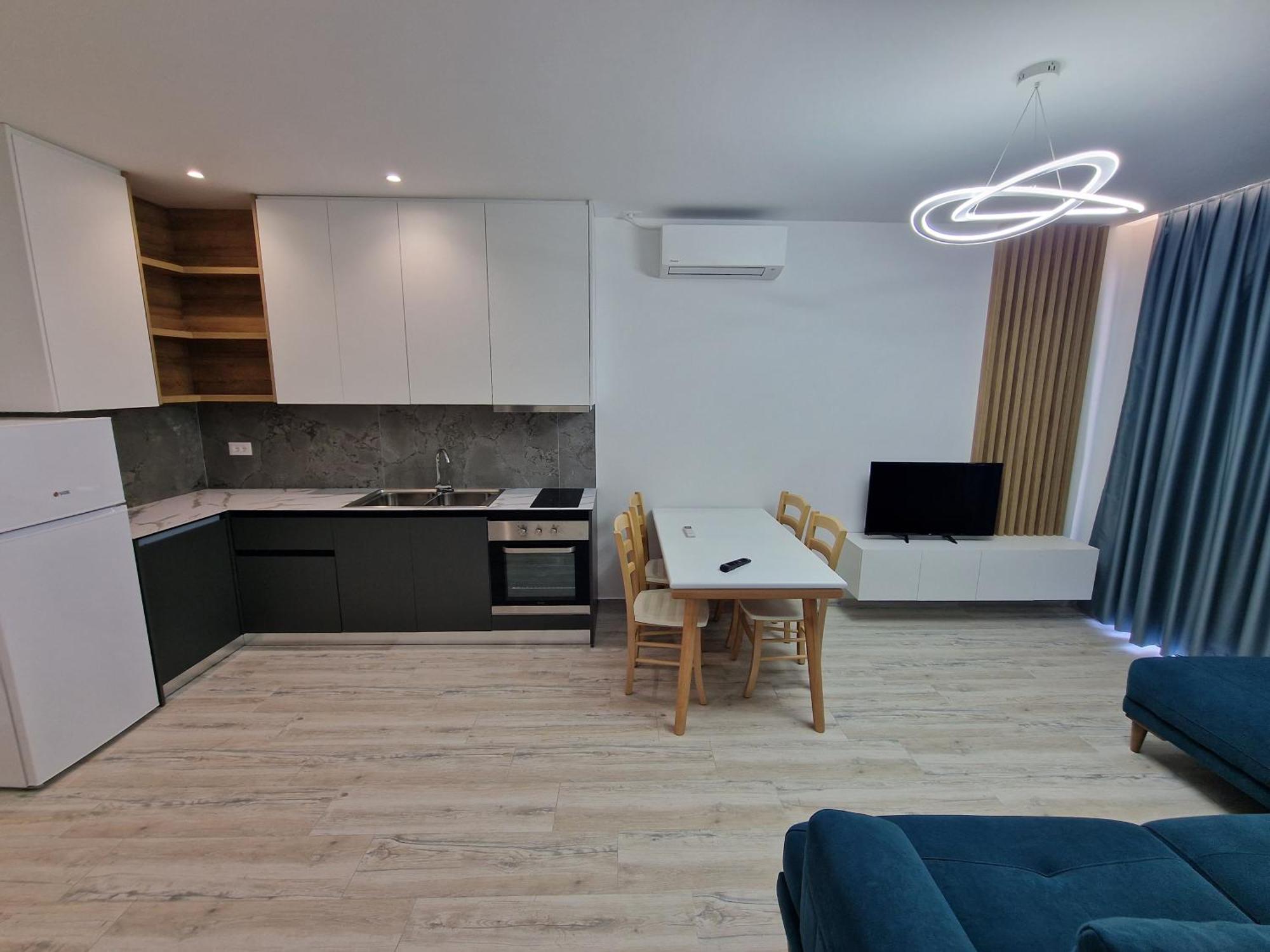 Joanna Suites Sarande Luaran gambar