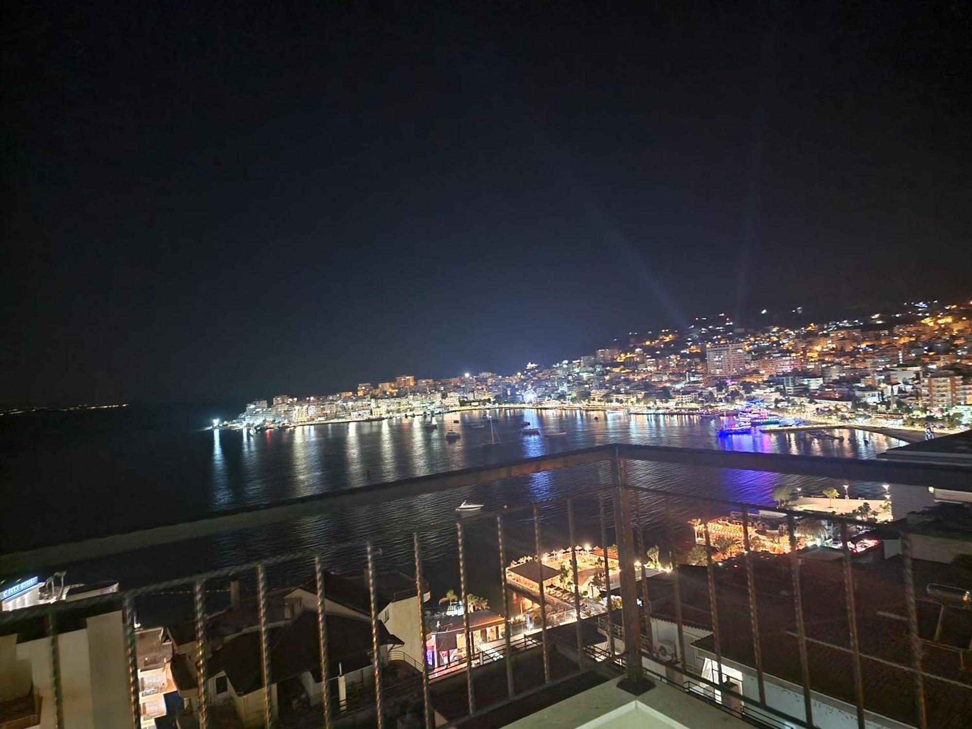 Joanna Suites Sarande Luaran gambar