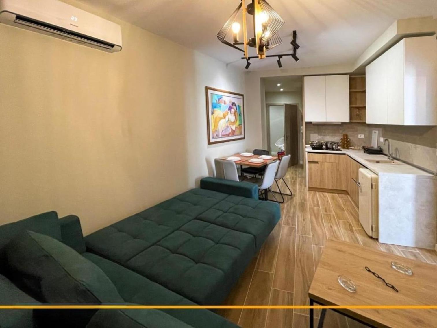Joanna Suites Sarande Luaran gambar